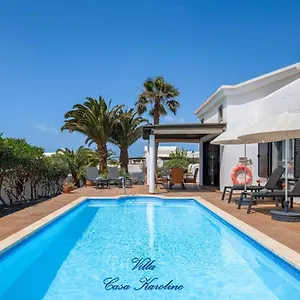 Casa Karoline With A Sunny Terrace, Heated Pool, Comfort And Privacy In A Quiet Neighborhood Playa Blanca (Lanzarote)